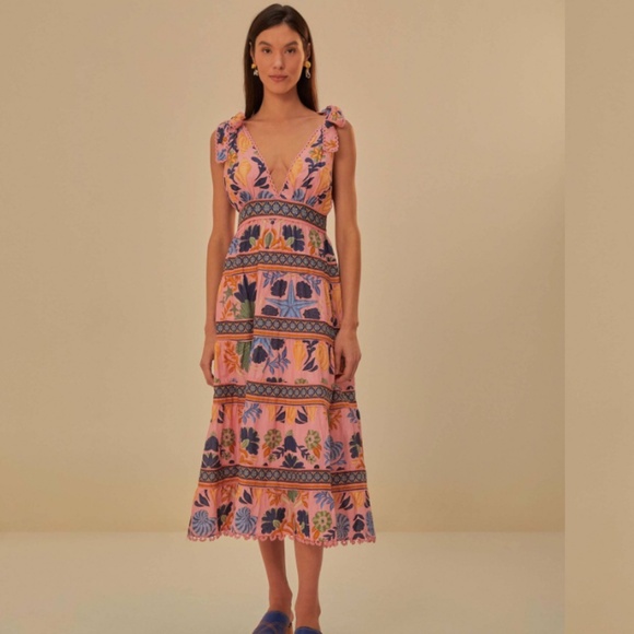 FARM Rio Dresses & Skirts - NWT Farm Rio Seashell 🐚Tapestry Sleeveless Midi Dress